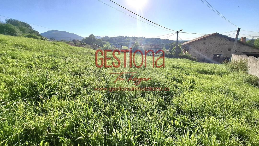 TERRENO URBANO EN LLOREDA. SANTA MARÍA DE CAYON.