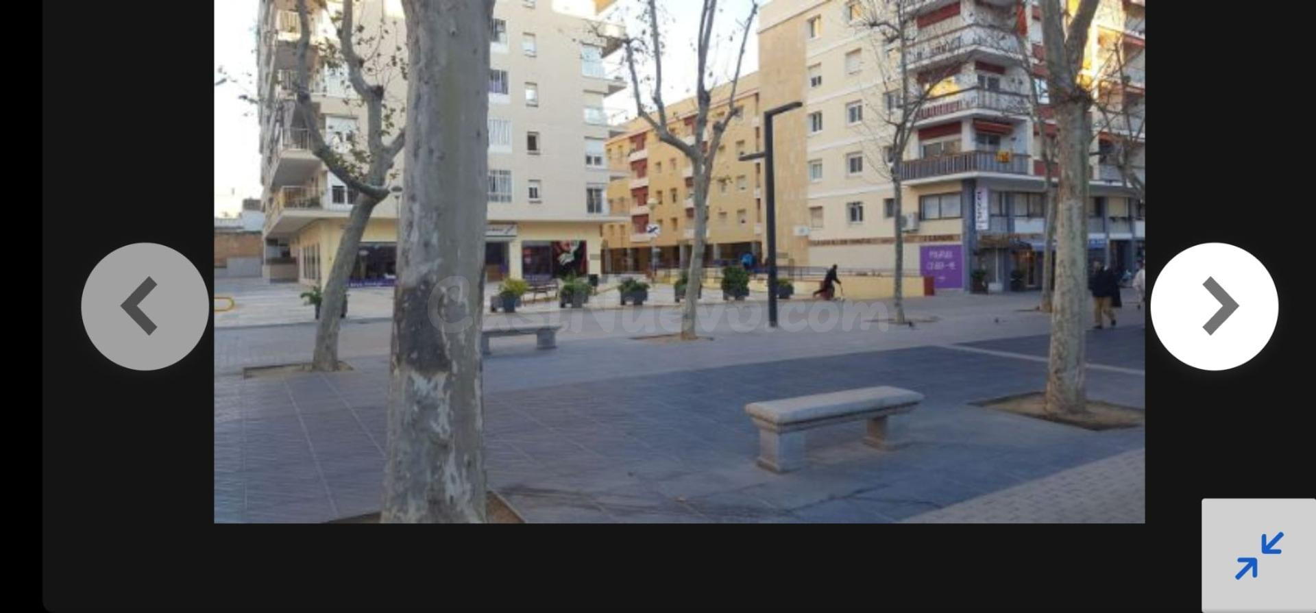 Plaza  en Rambla de la Pau