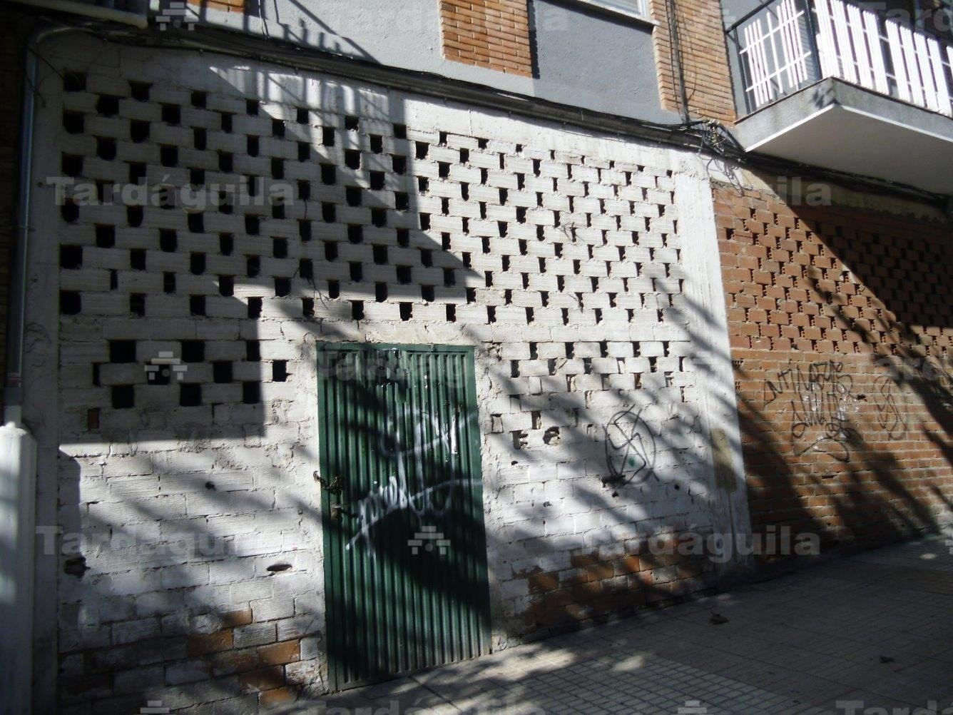 LOCAL EN VENTA EN LA AVENIDA ALFONSO IX DE LEON