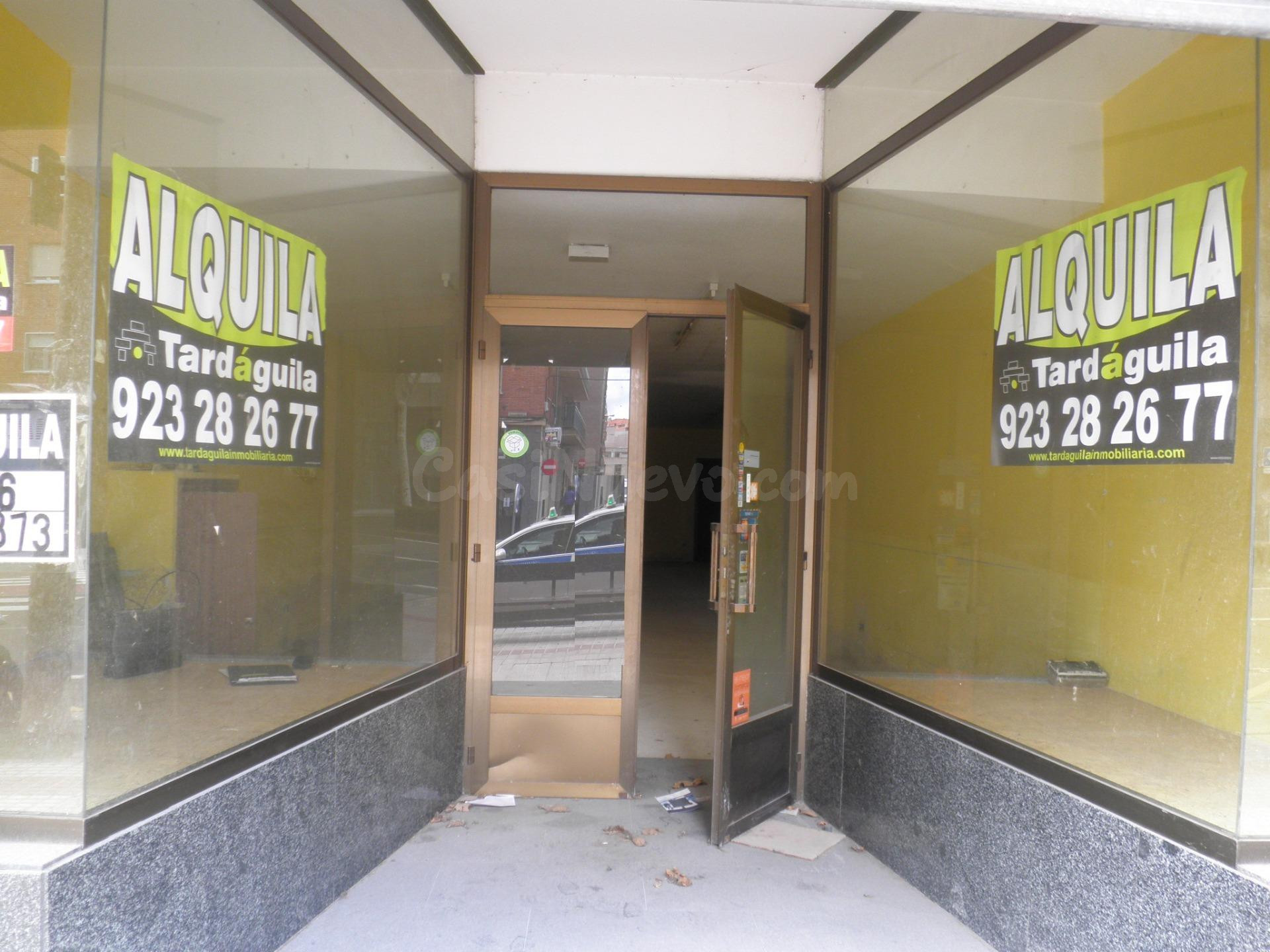 LOCAL AMPLIO EN LA ZONA DEL PASEO DE LA ESTACIÓN