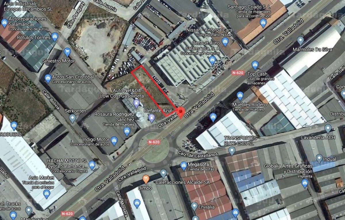 PARCELA DE 1.200 M2, EN 1ª LÍNEA DE CARRETERA VALLADOLID.