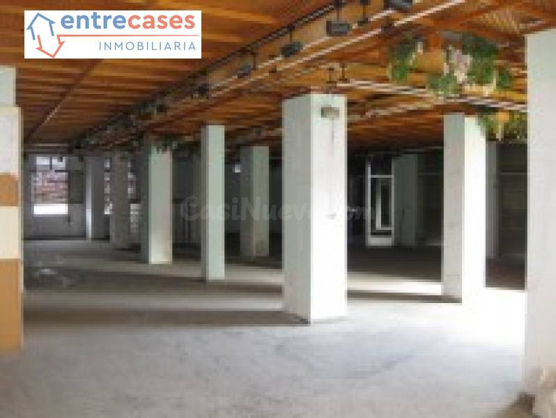 LOCAL COMERCIAL SAGUNTO AMPLIO
