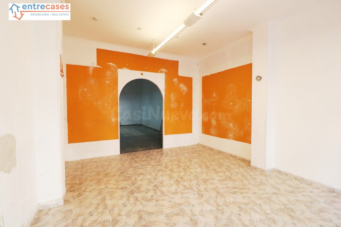 LOCAL COMERCIAL EN 9 DE OCTUBRE