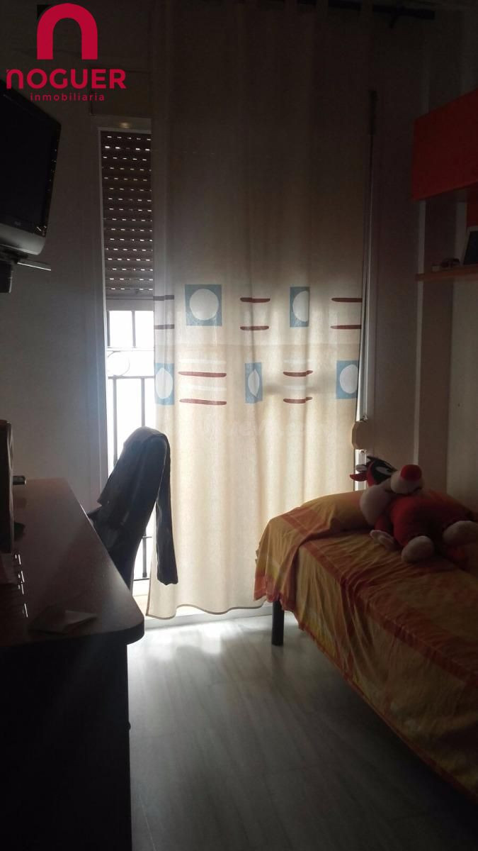 MARAVILLOSA CASA EN LA CARRETERA PALMA DEL RIO, 3.000M2, PISCINA, 3 DORMITORIOS, CHIMENEA
