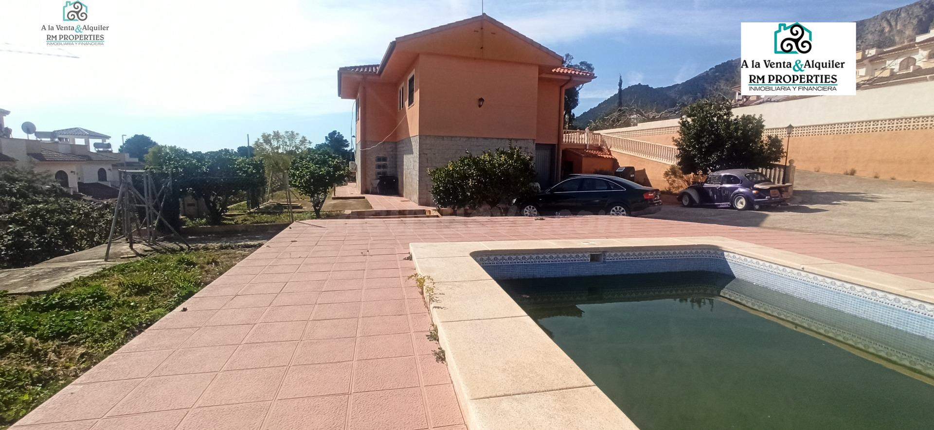 CHALET INDEPENDIENTE CON PARCELA URBANA. IDEAL INVERSORES.