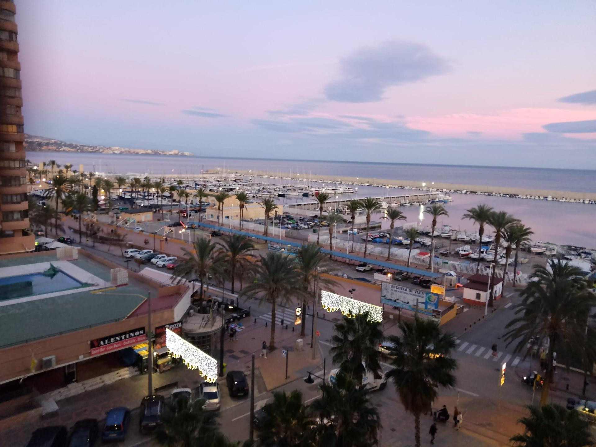 Piso con Vistas al Mar en el Paseo Marítimo de Fuengirola