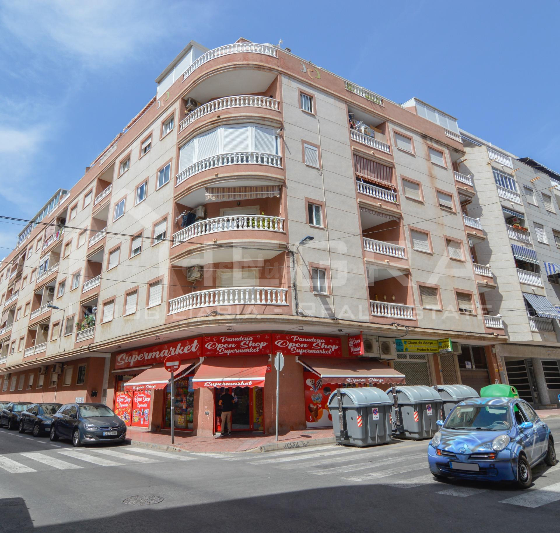 🚗 Plaza de Garaje en Venta – Calle Patricio Zammit 72, Torrevieja. Acceso mediante rampa.