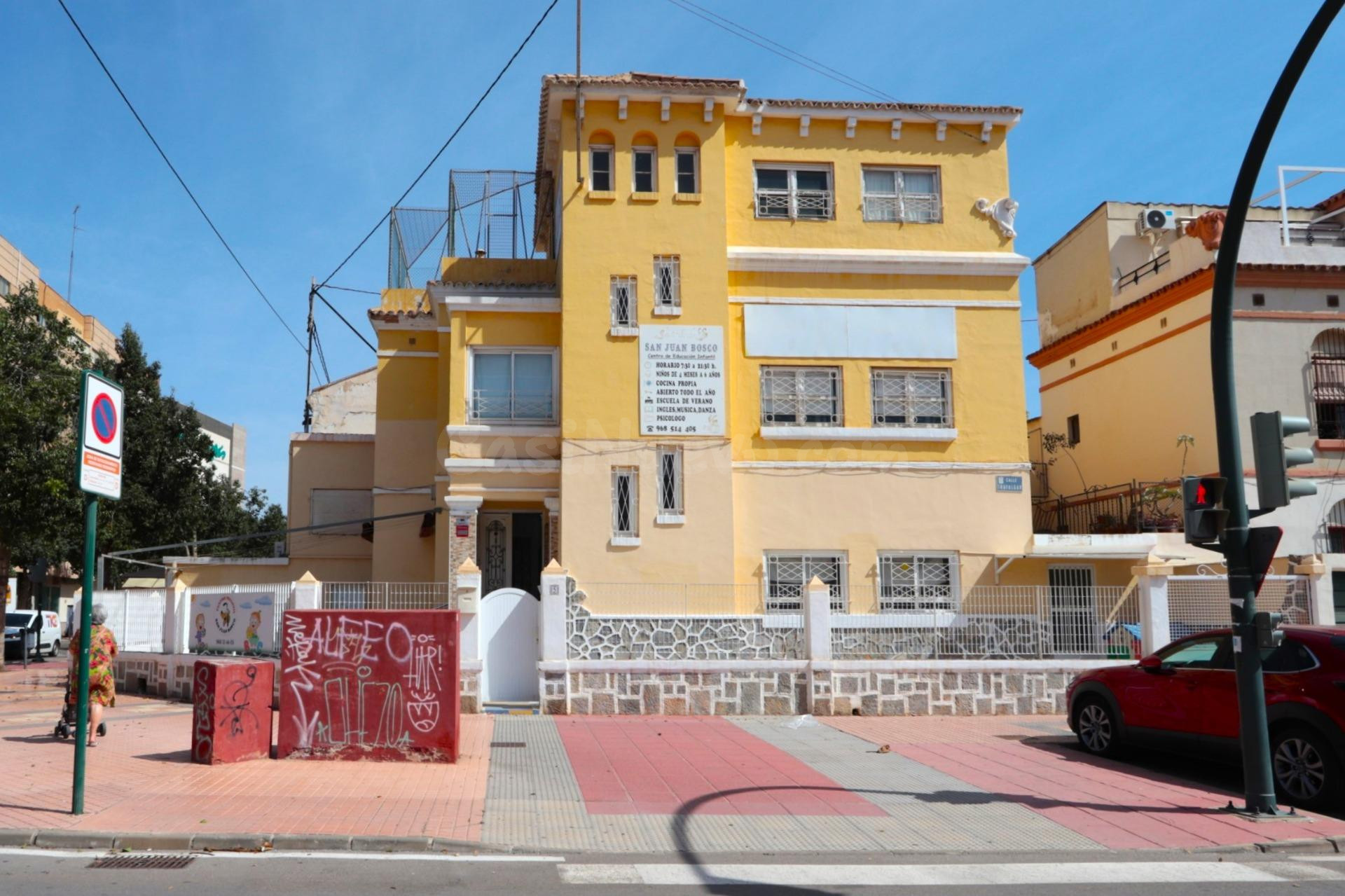 CHALET EN CIUDAD JARDÍN DE 253 M2