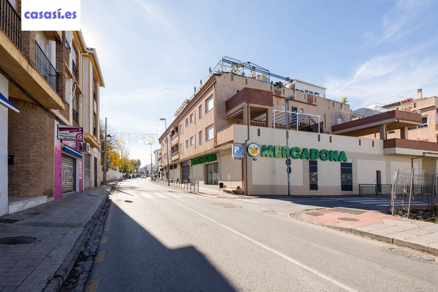 Fantástico y amplísimo local en el centro de Ogíjares