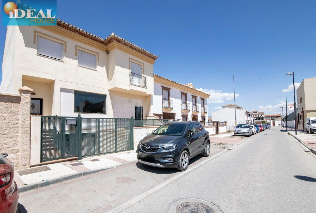 A52MAGNíFICO EDIFICIO EN CHAUCHINA. 2PISOS PARA ENTRAR A VIVIR+3 PISOS EN PROYECTO.  IDEAL INVERSIÓN