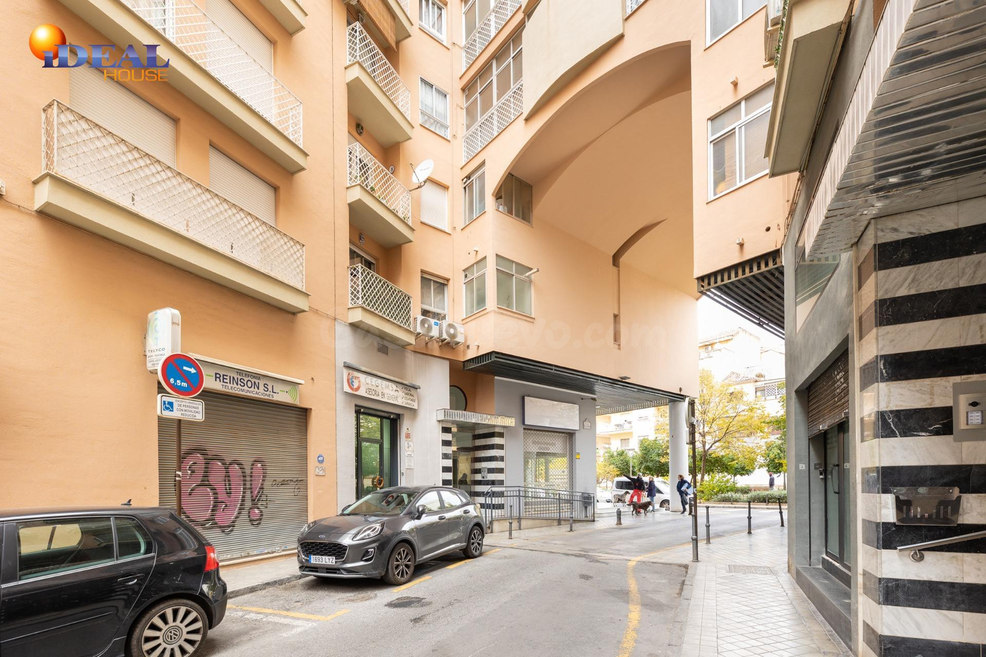 ¡Oportunidad en pleno corazón de Granada!