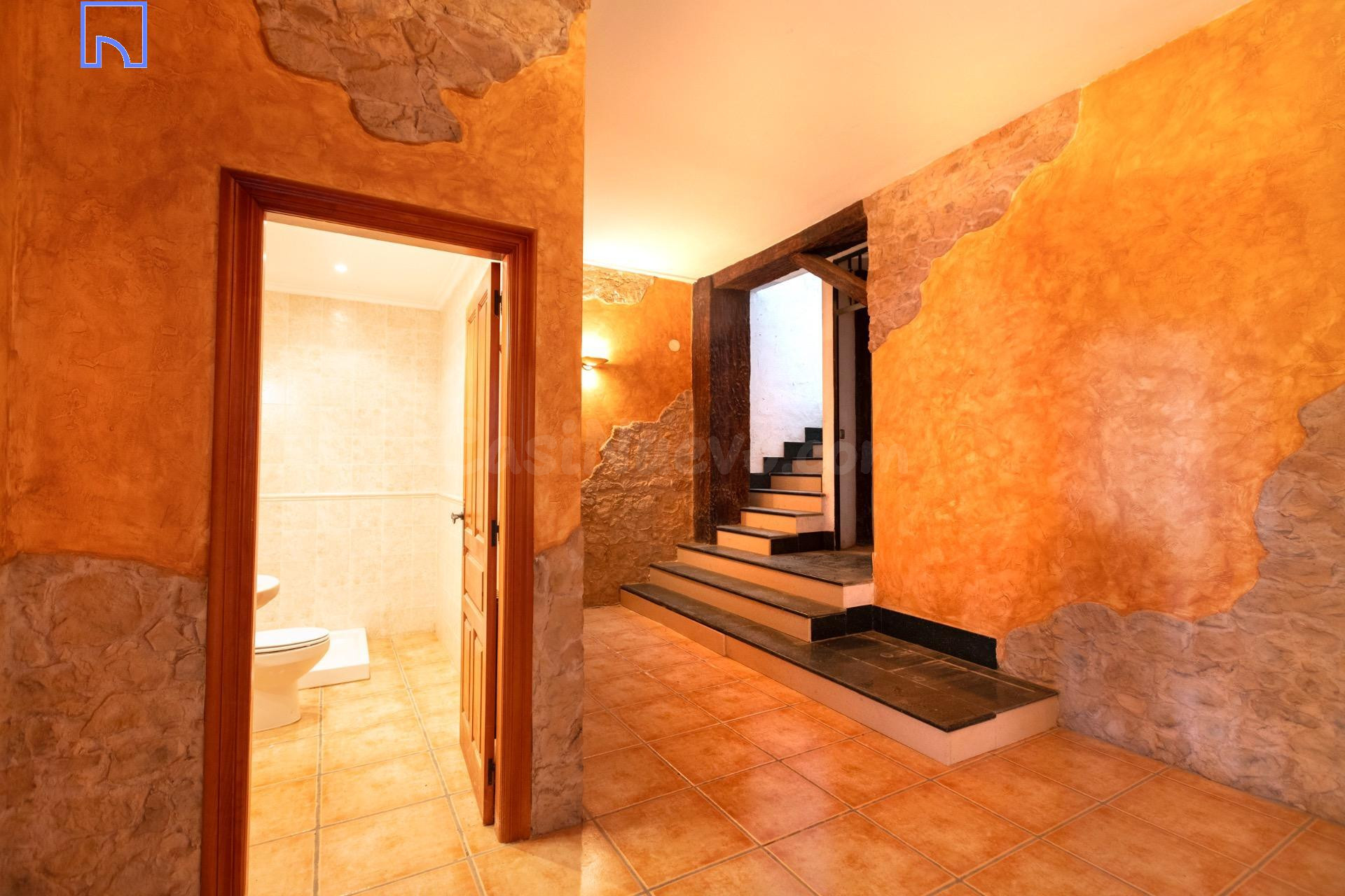 Casa en Navarrete con espectacular Bodega - foto 3