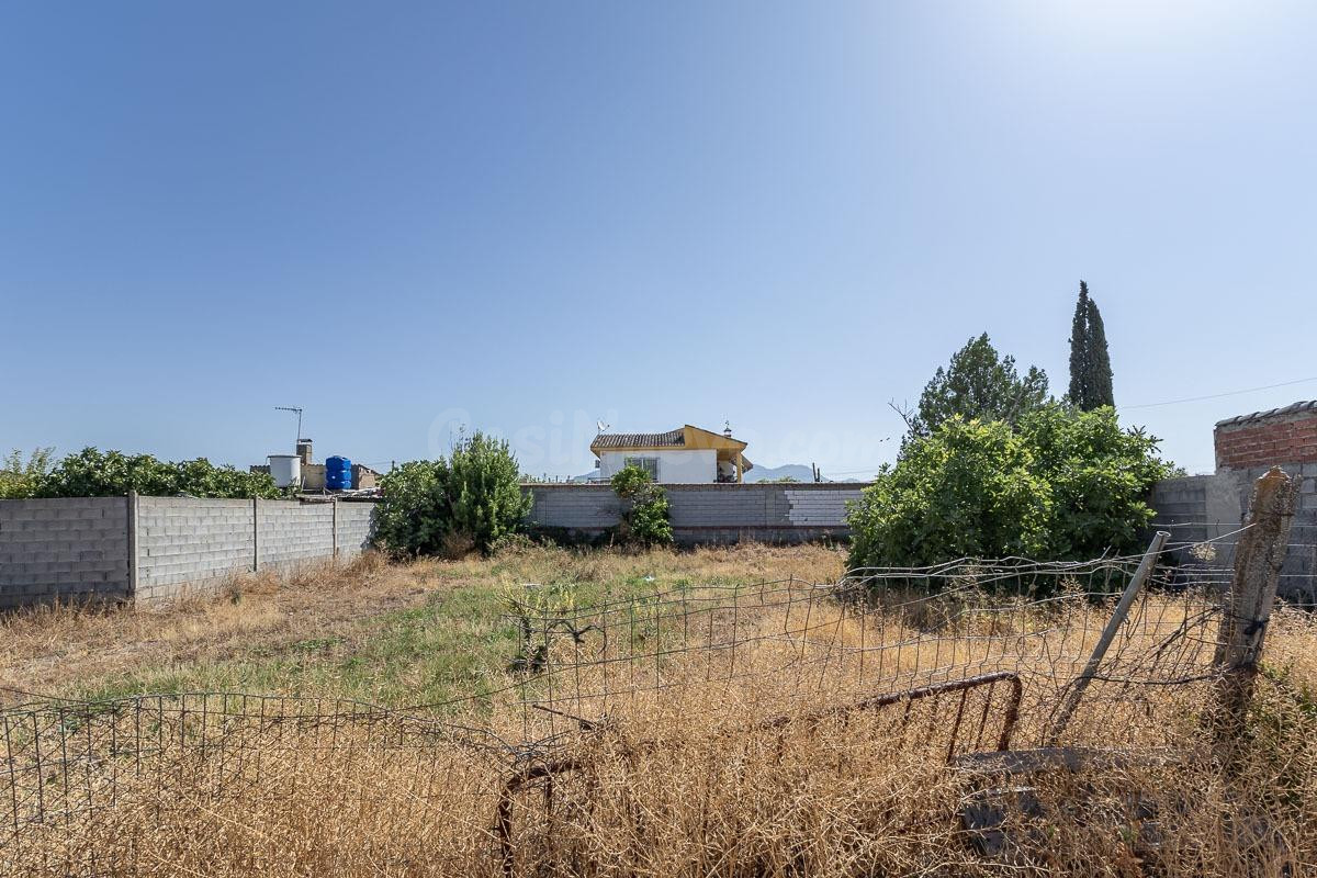 PARCELA RÚSTICA DE 478 M2 EN MARACENA