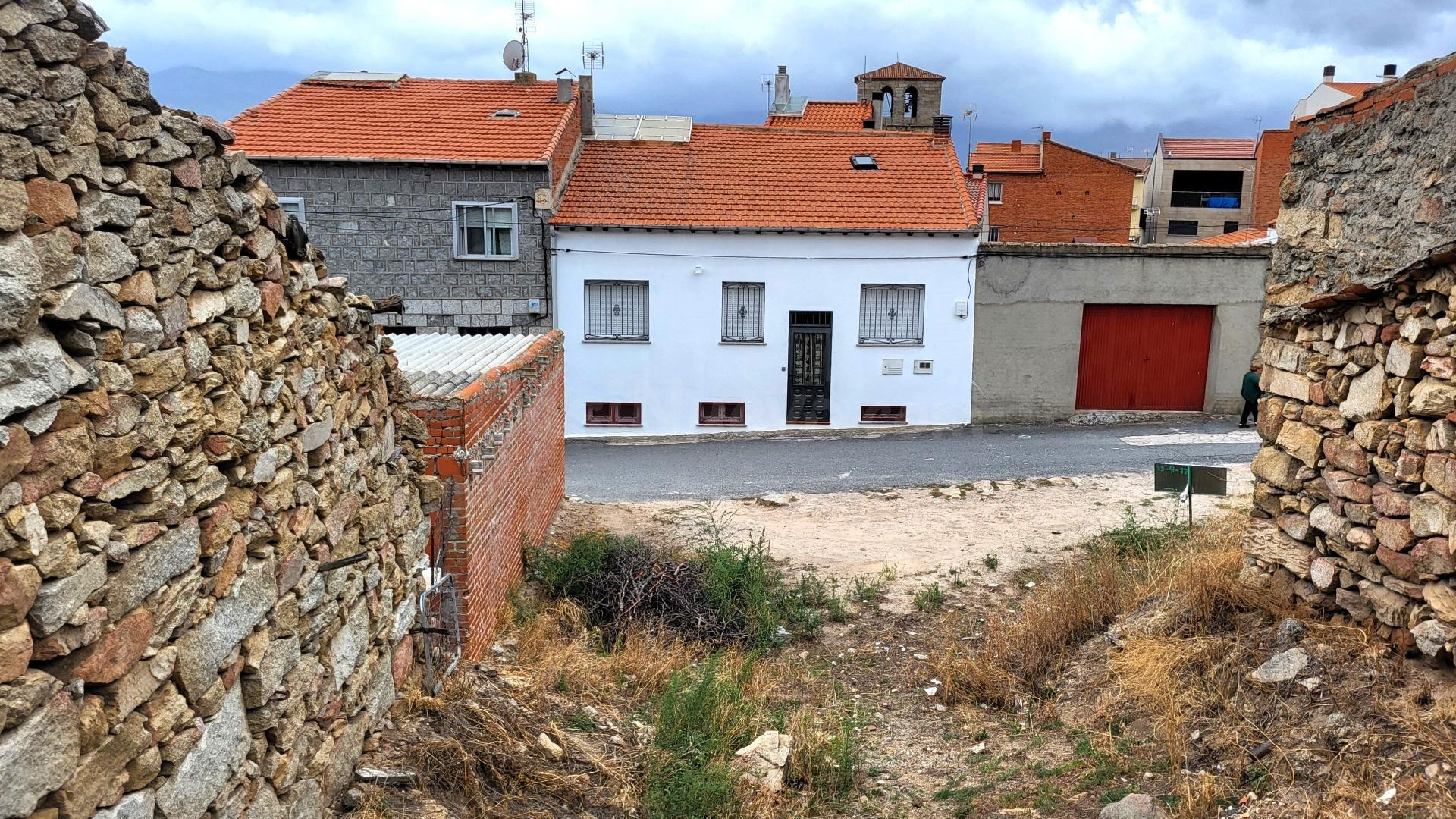 VENTA DE PARCELA URBANA EN EL BARRACO 05110 - foto 5