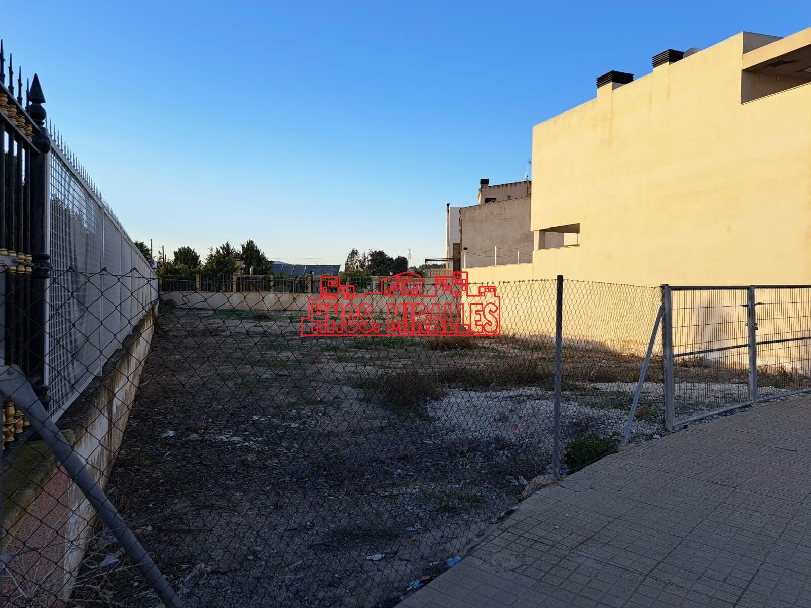 ¡INVERSIONISTA ESTA ES TU OPORTUNIDAD! SOLAR EN MONFORTE DEL CID