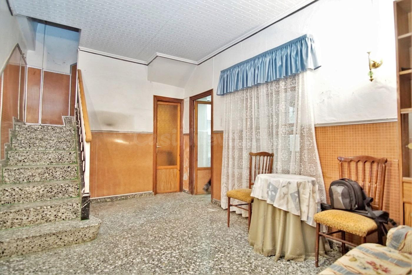 CASA DE PLANTA BAJA Y ALTA EN ELDA, ZONA PLAZA PROSPERIDAD