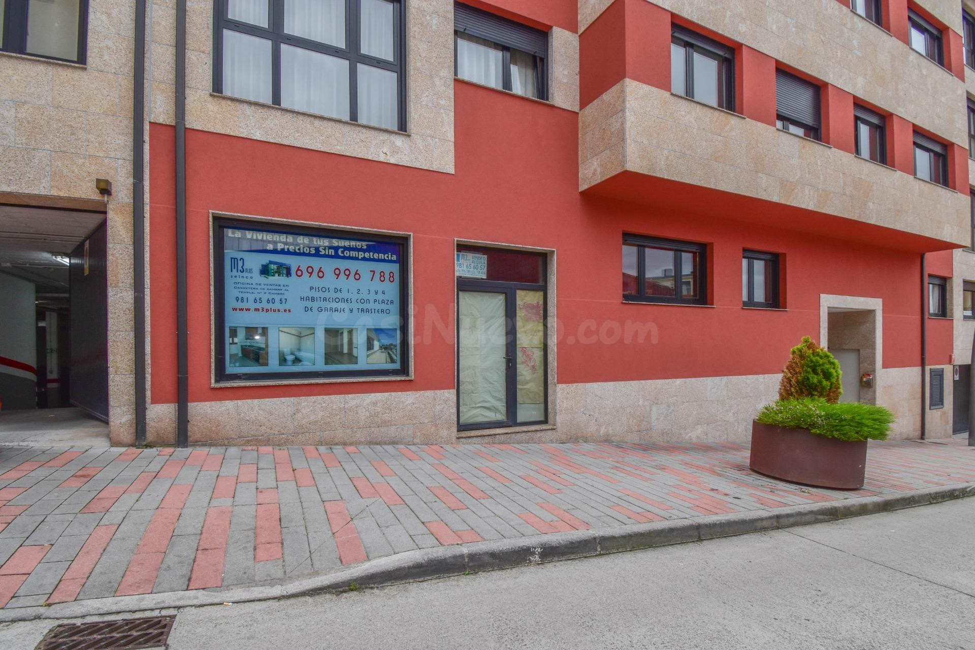 LOCAL COMERCIAL DE 105 METROS