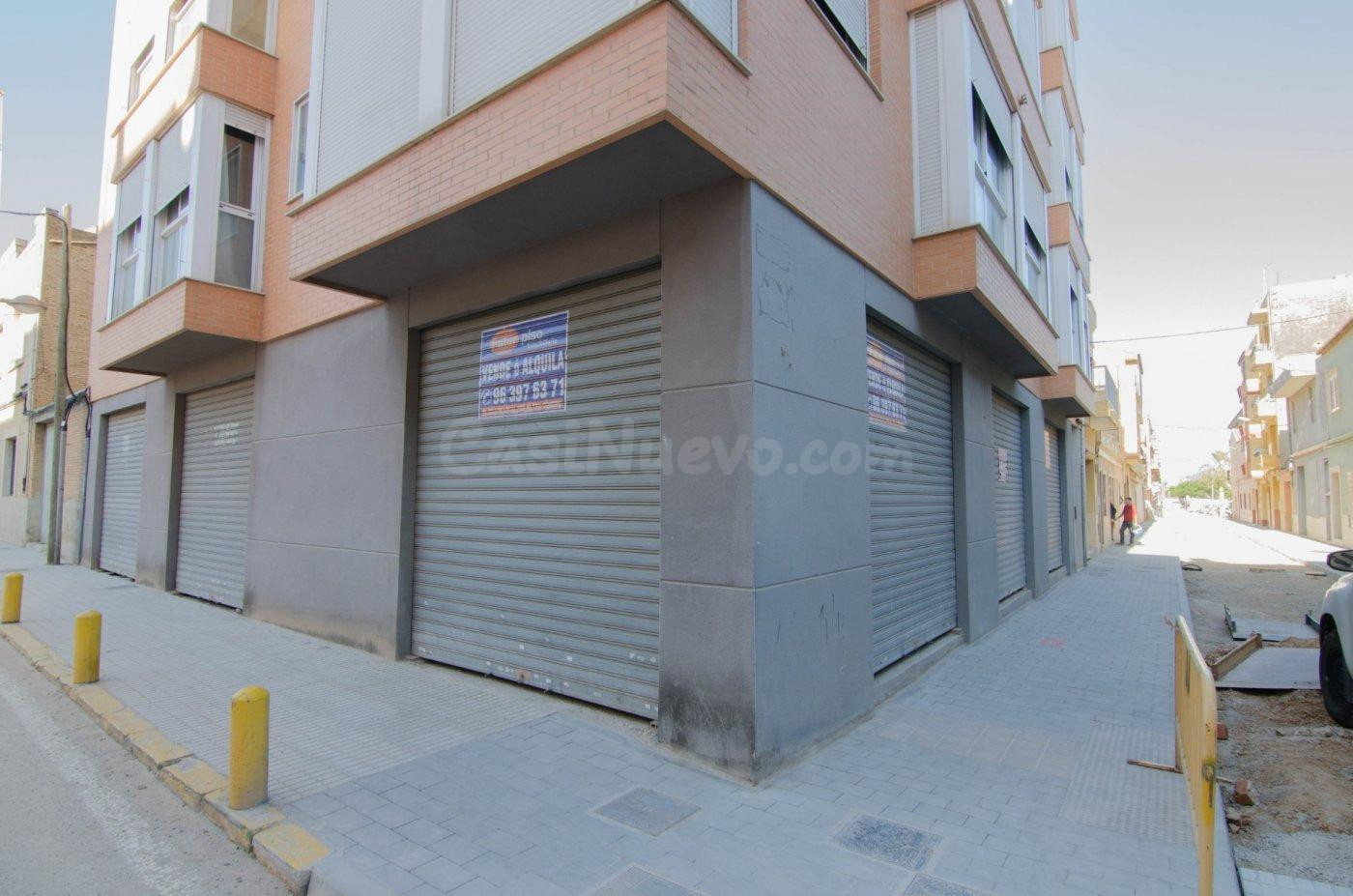 AMPLIO LOCAL EN PAIPORTA