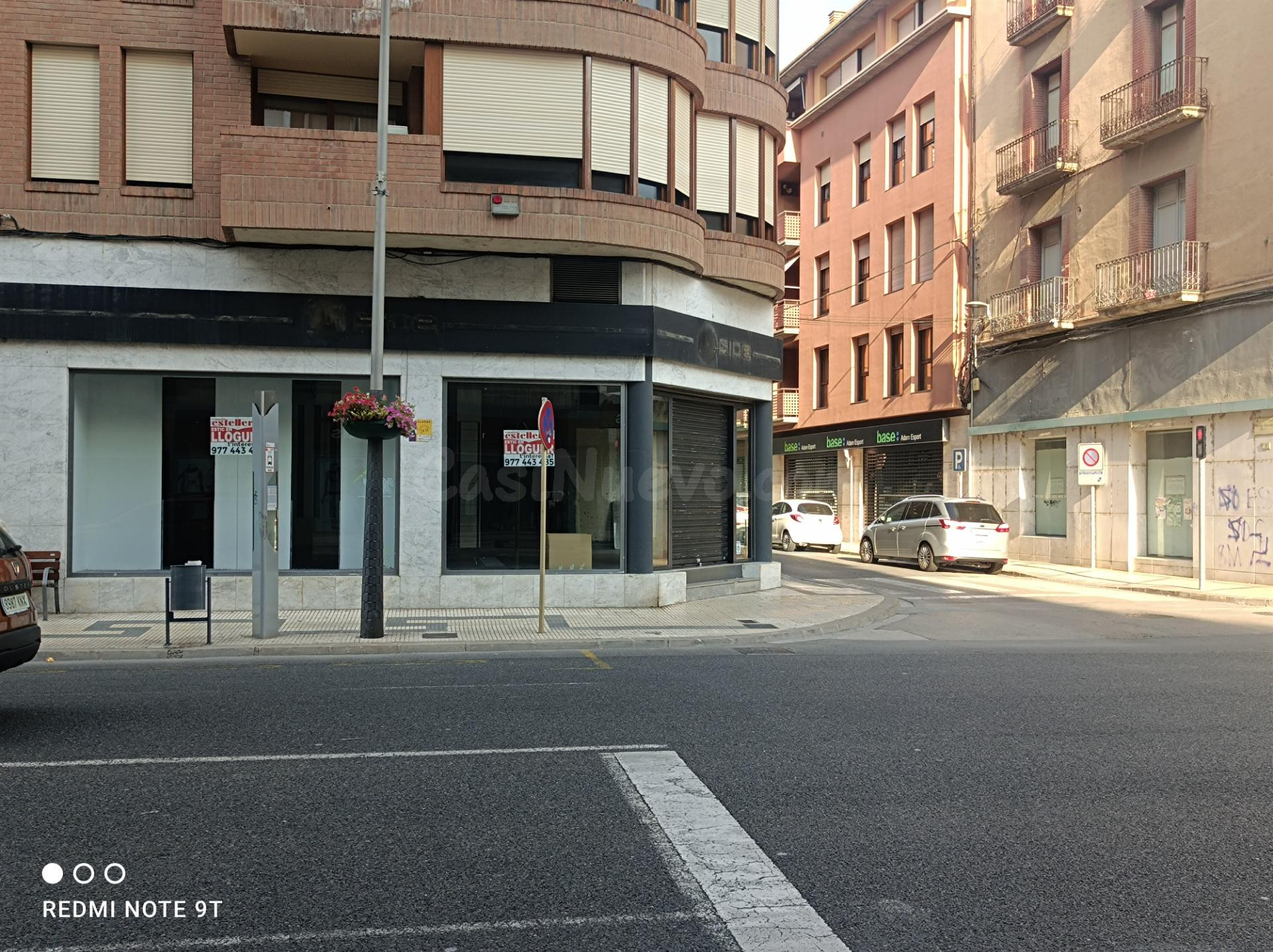 LOCAL COMERCIAL DE 180m2 AL CENTRE DE TORTOSA