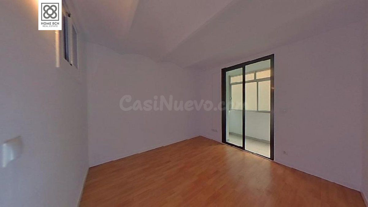 PISO EN VENTA EN CALLE TAPIOLES