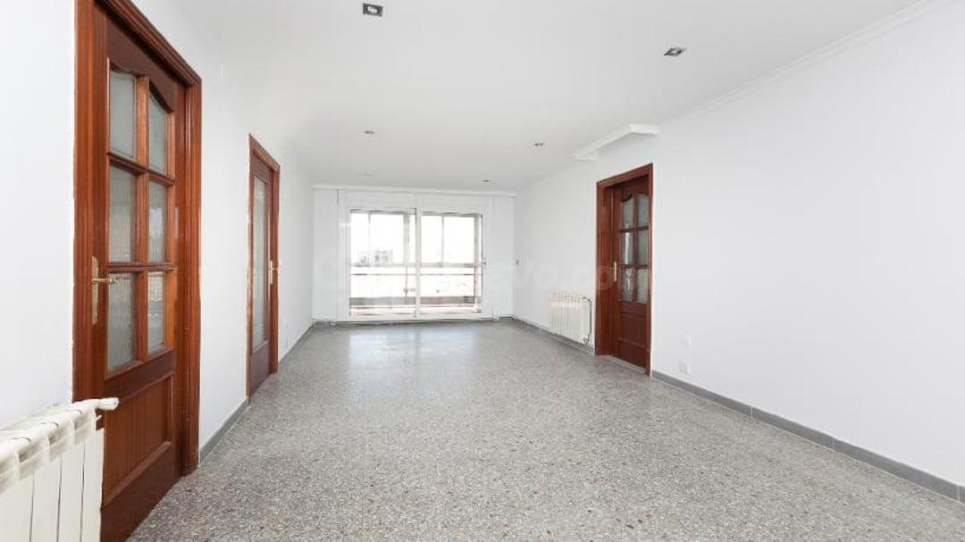 PISO EN VENTA CON INQUILINO - EL PRAT DE LLOBREGAT