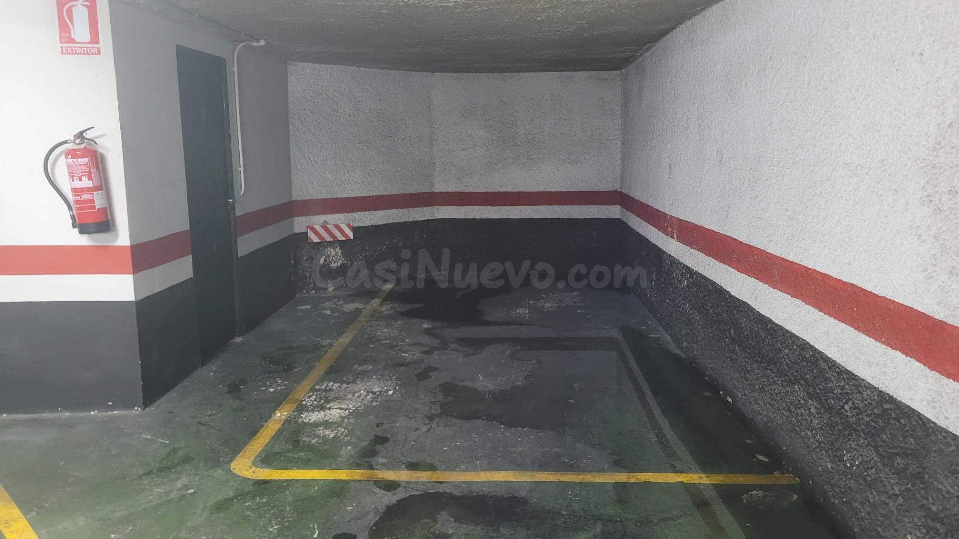 Plaza de garaje y trastero