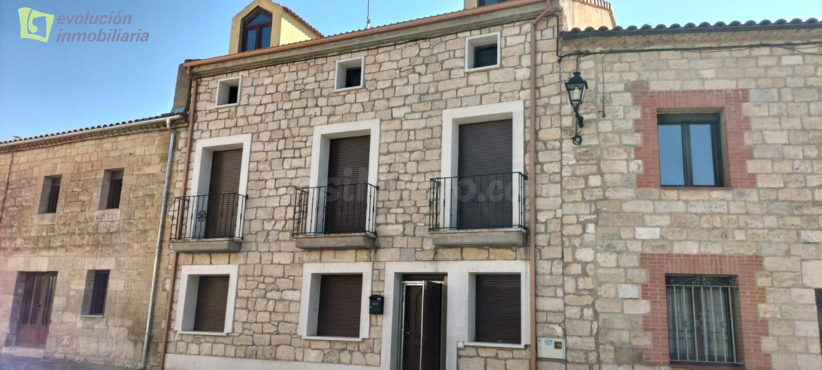 Encantadora casa de pueblo con fachada de piedra en Iglesia  - foto 2