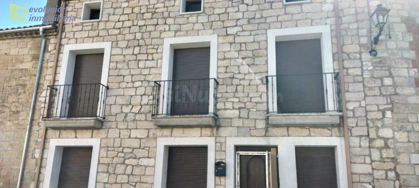 Encantadora casa de pueblo con fachada de piedra en Iglesia  - foto 3