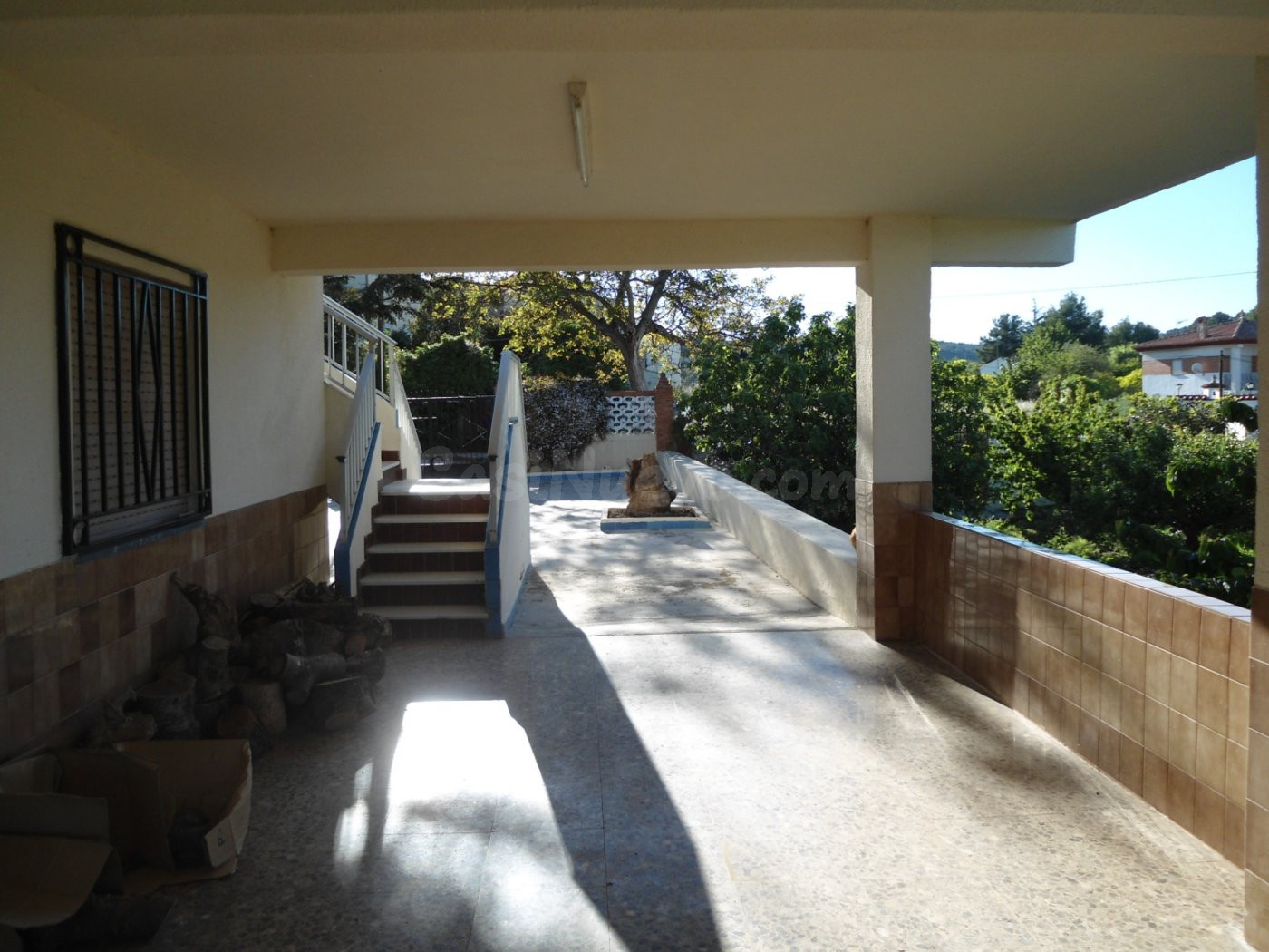 MAGÑIFICO CHALET EN BENAFER, EN EL CENTRO DEL PUEBLO.