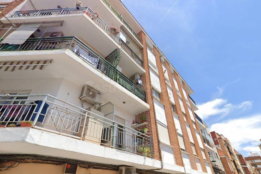 PISO DE 3 habitaciones