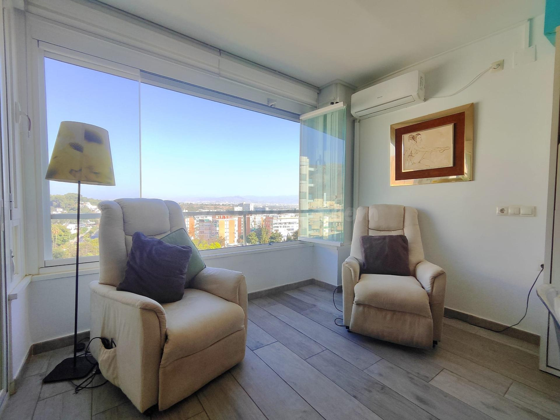 Moderno Estudio Reformado en Verdiales