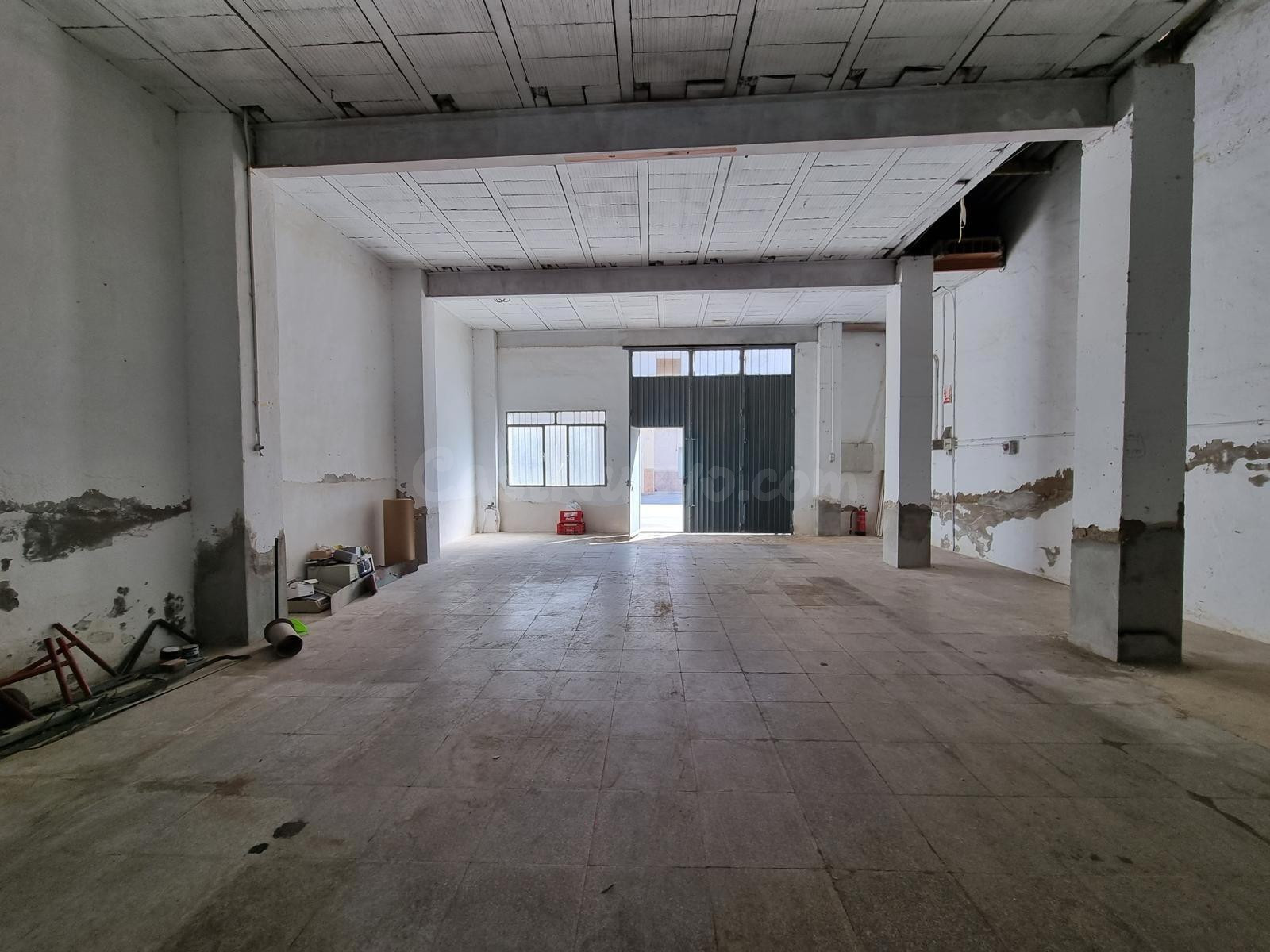 SE VENDE ALMACEN O LOCAL COMERCIAL EN MONFORTE DEL CID (ALICANTE)