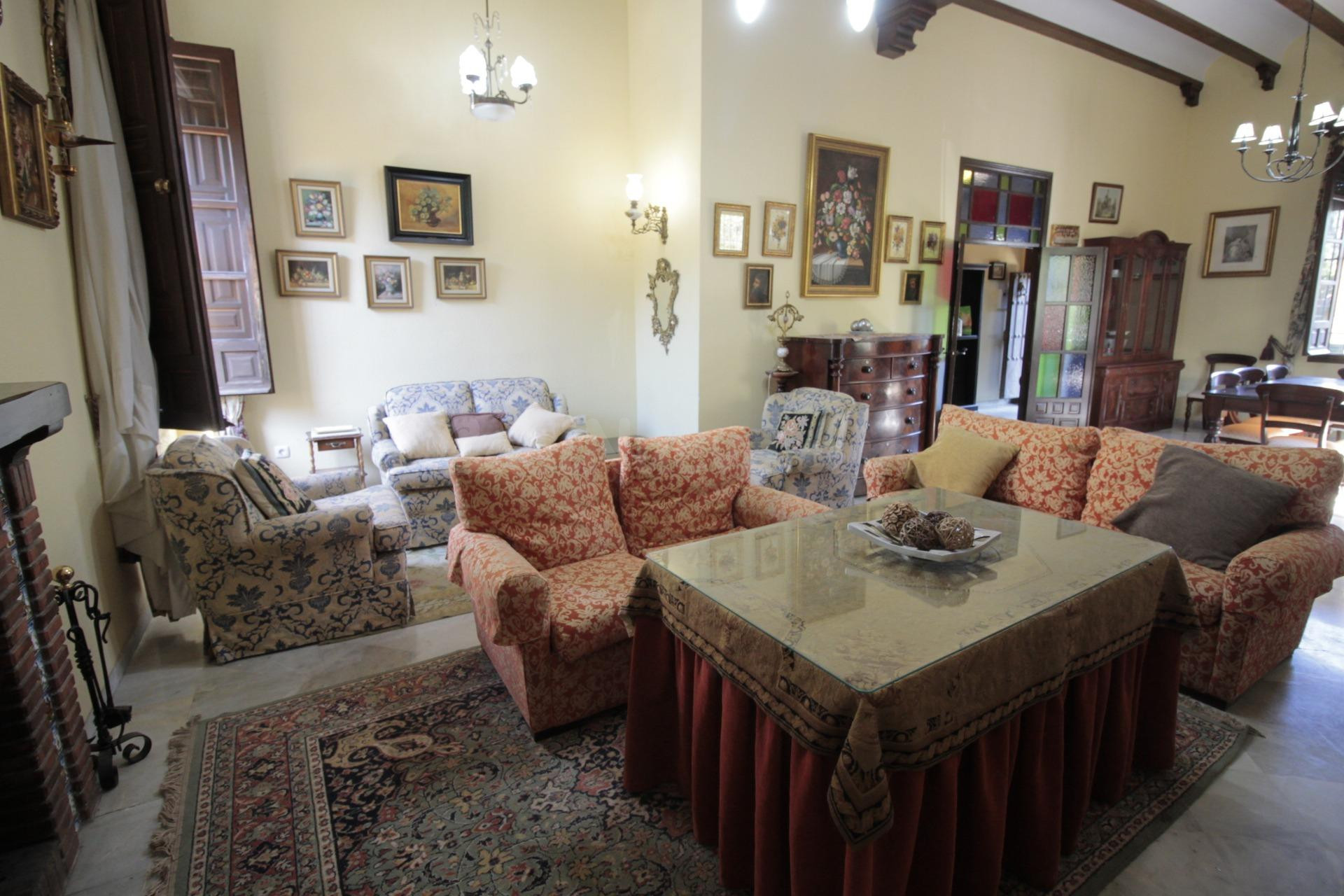 CHALET EN VENTA EN URBANIZACIÓN ROSALEDA DE LA PLATA