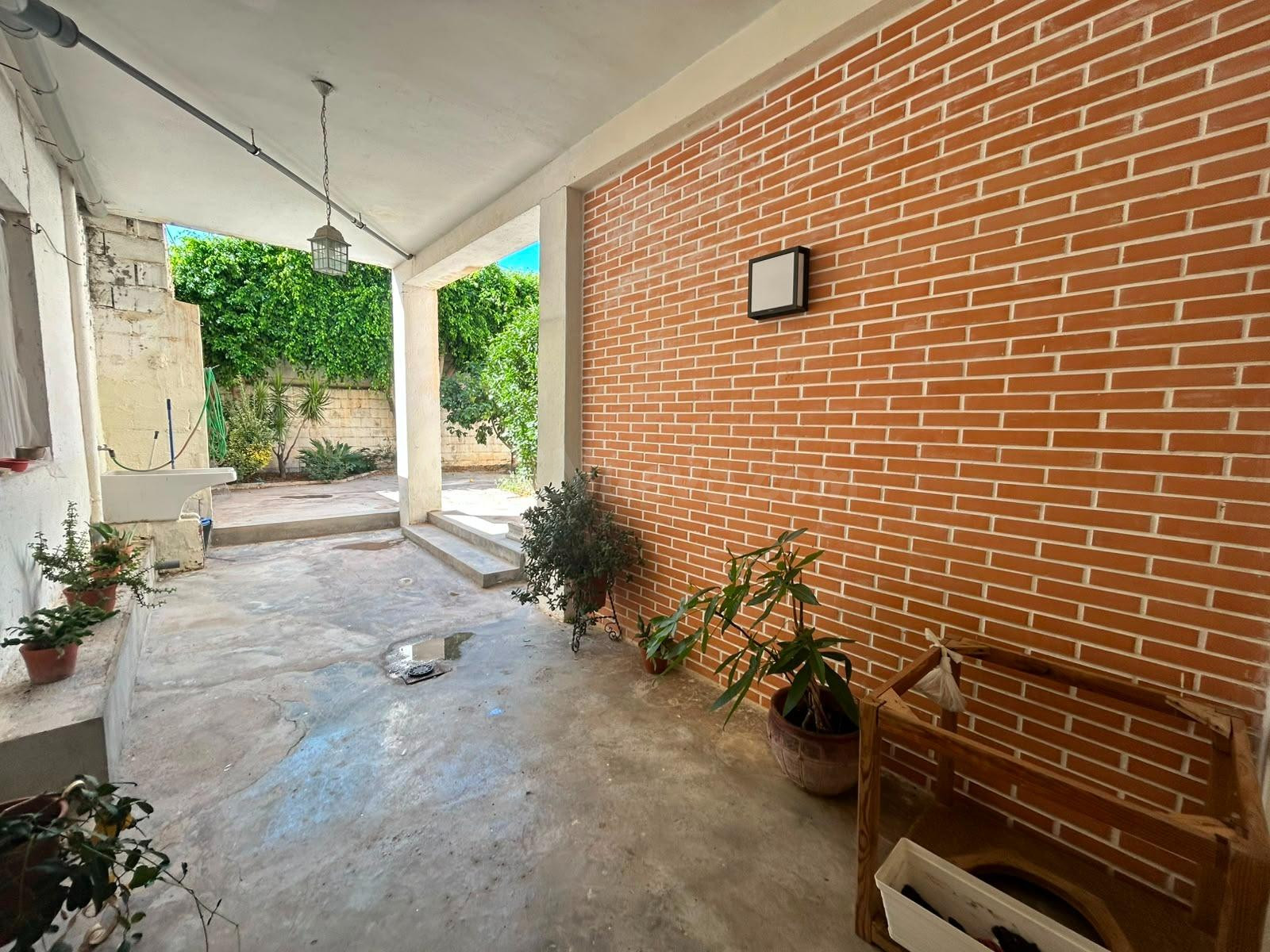 CASA EN VENTA EN BERJA