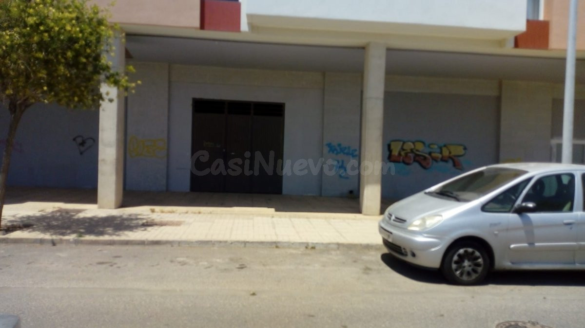 LOCAL COMERCIAL EN LA ZONA DEL PABELLON