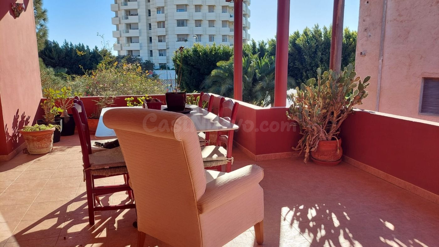 casa, restaurante y parcela en venta en la zona de santo domingo