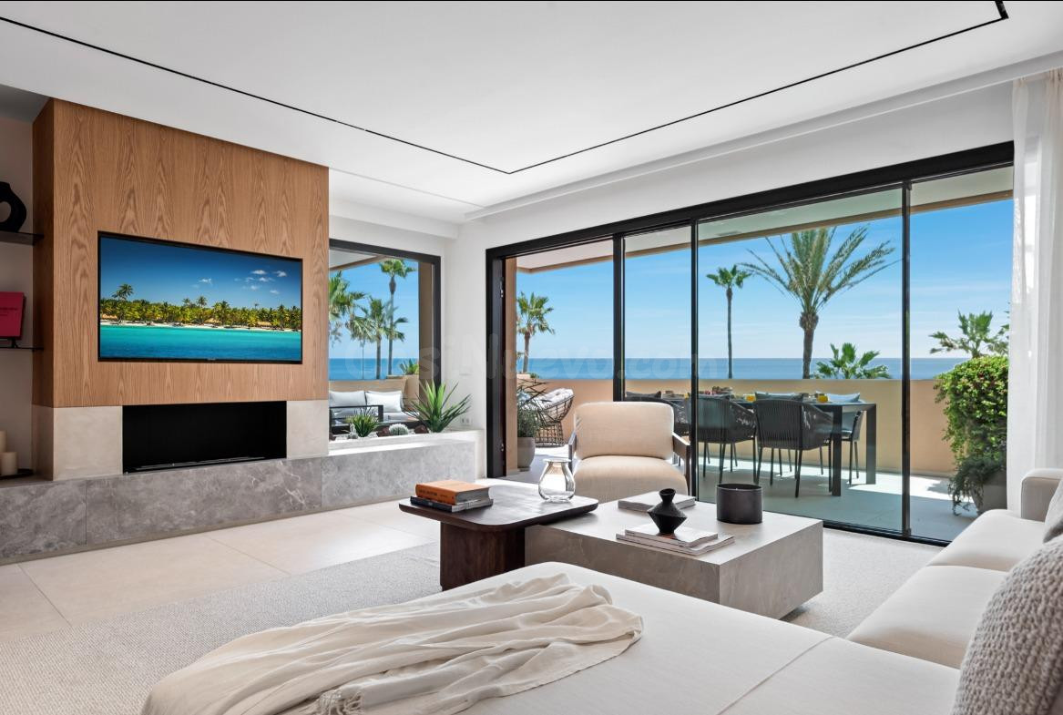Apartamento reformado en 1ª linea de playa!!