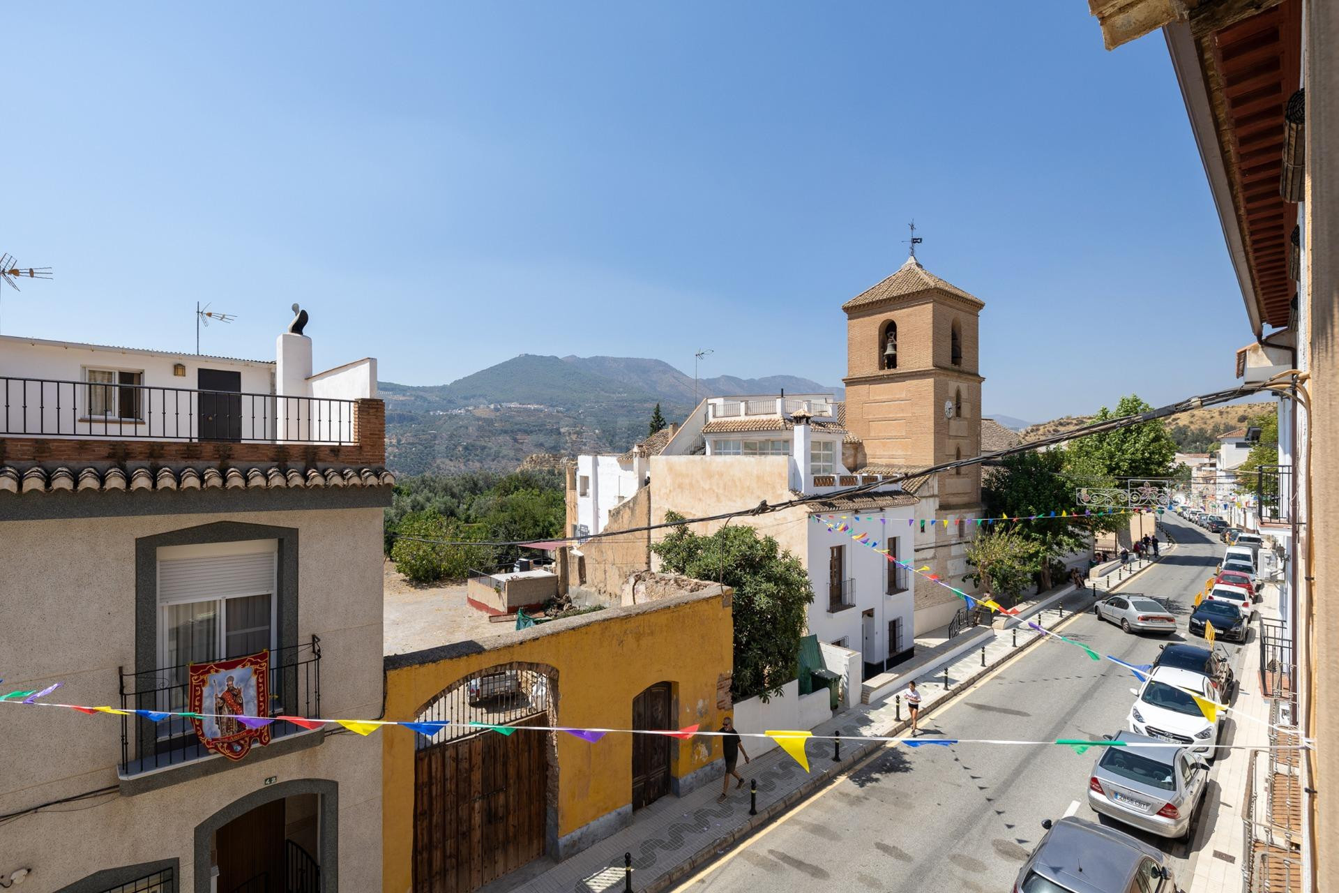 🏡  Gran Casa de Pueblo en Beznar, Valle de Lecrín – Granada