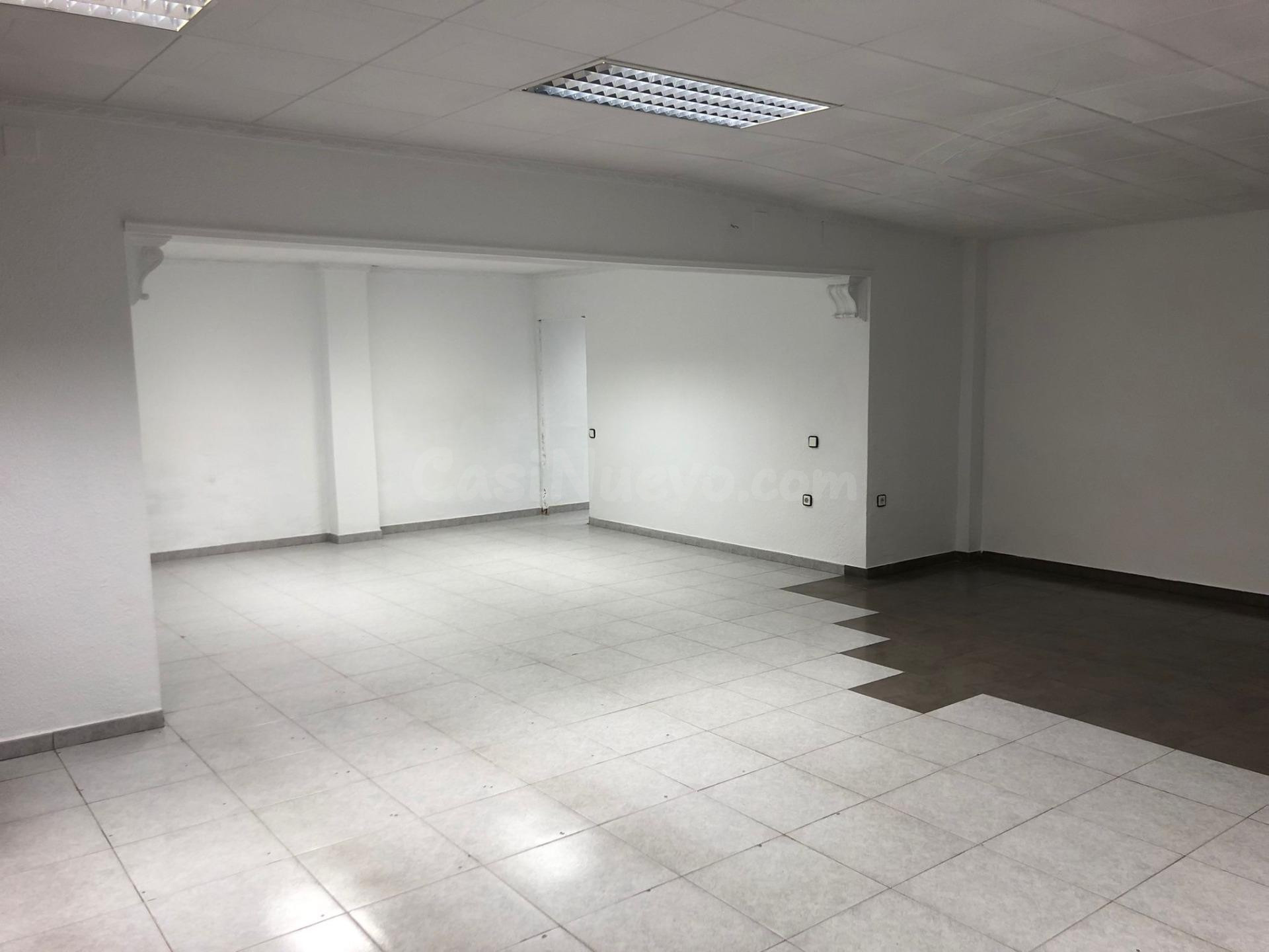 AMPLIO LOCAL EN ALQUILER