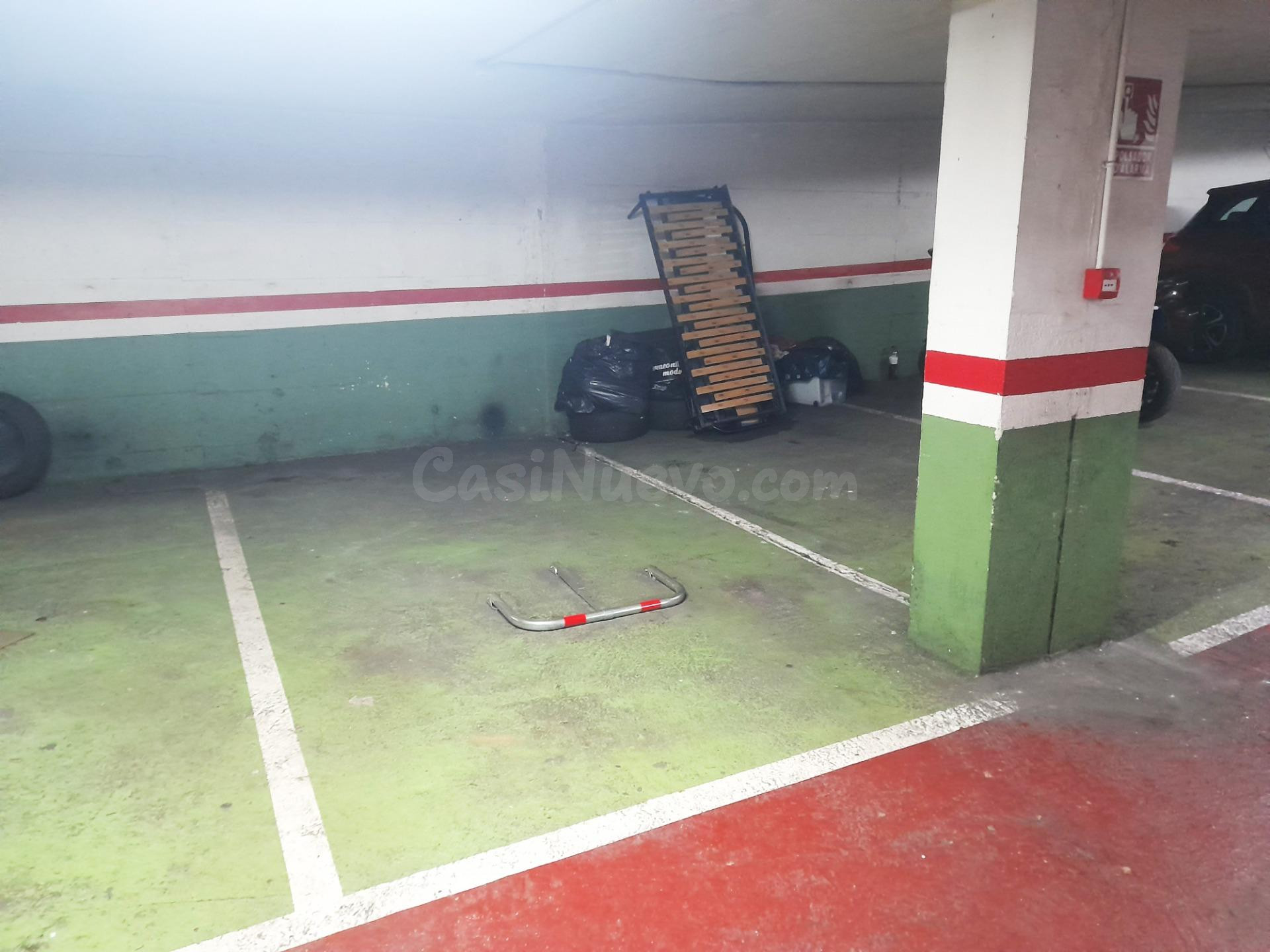 Plaza de PK en venta en calle Francesc Macia de Mataró