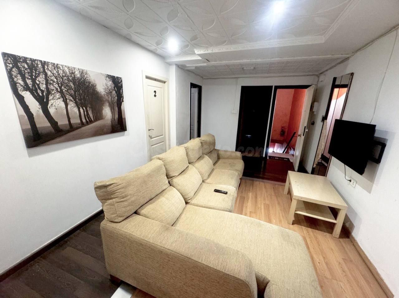 CASA DE 2 PLANTAS PARA VIVIR O NEGOCIO DE ALQUILER POR habit - foto 3