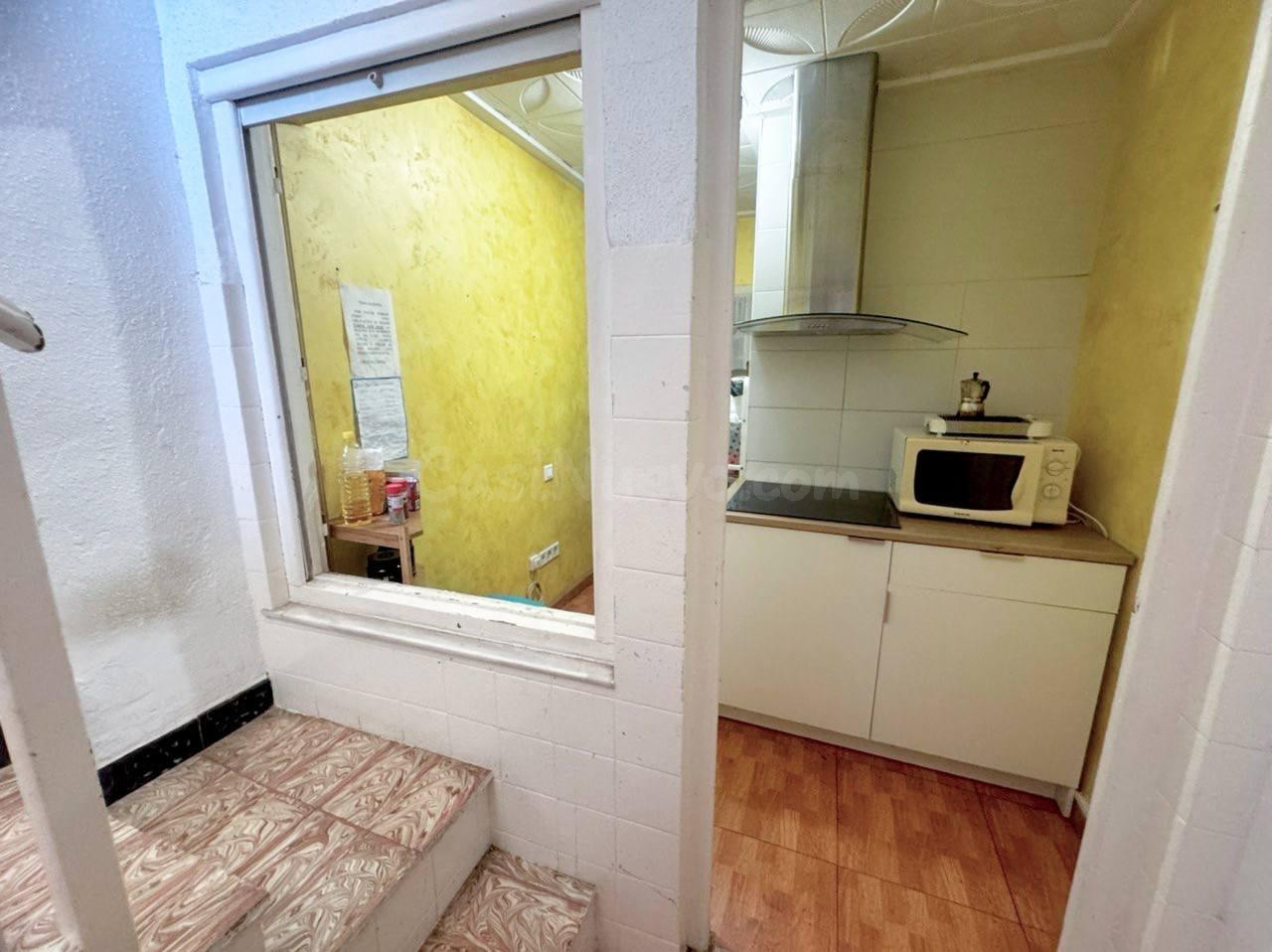 CASA DE 2 PLANTAS PARA VIVIR O NEGOCIO DE ALQUILER POR habit - foto 5