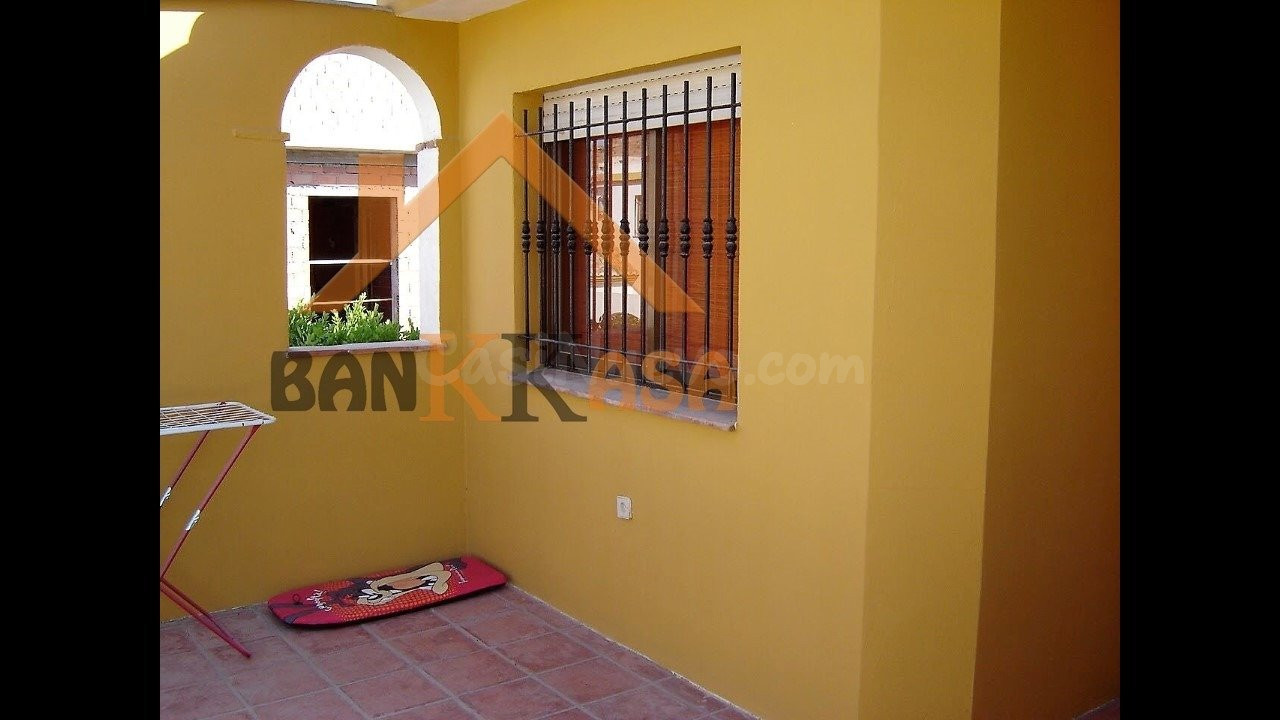 SE VENDE  PISO EN BALANEGRA CERCA DE LA PLAYA