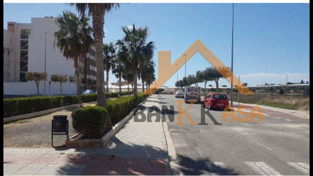 SE VENDE SOLAR URBANO EN EL EJIDO ZONA RONDA OESTE