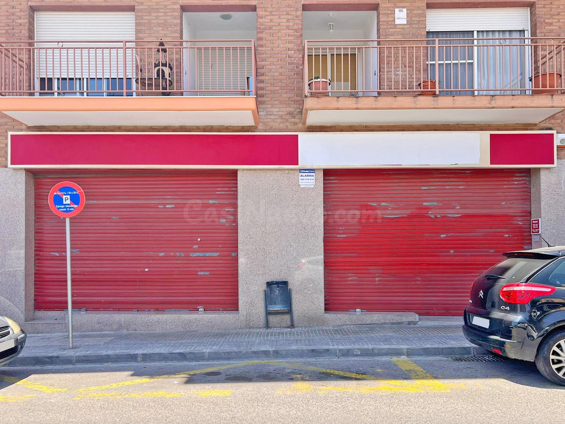 Excelente local en C/ Alcalde Marian Fonts, La Canonja, Tarragona.