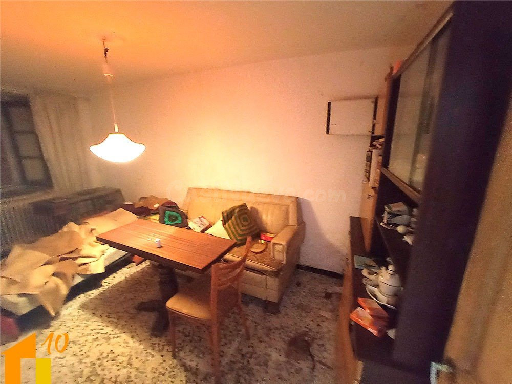 Casa para reformar íntegramente en Arcos de la Llana. - foto 3