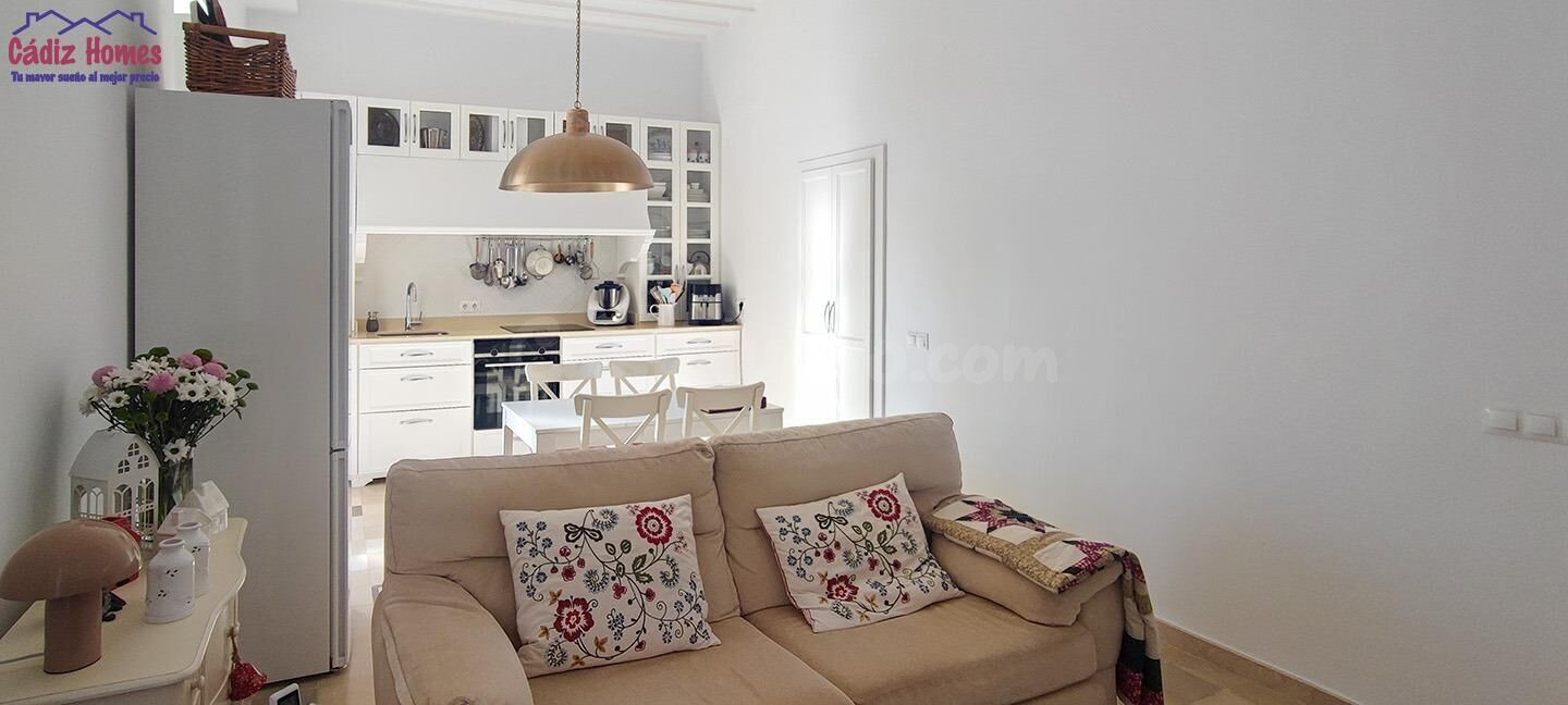 Preciosa vivienda en pleno centro.-Zona Plaza San Antonio - foto 3
