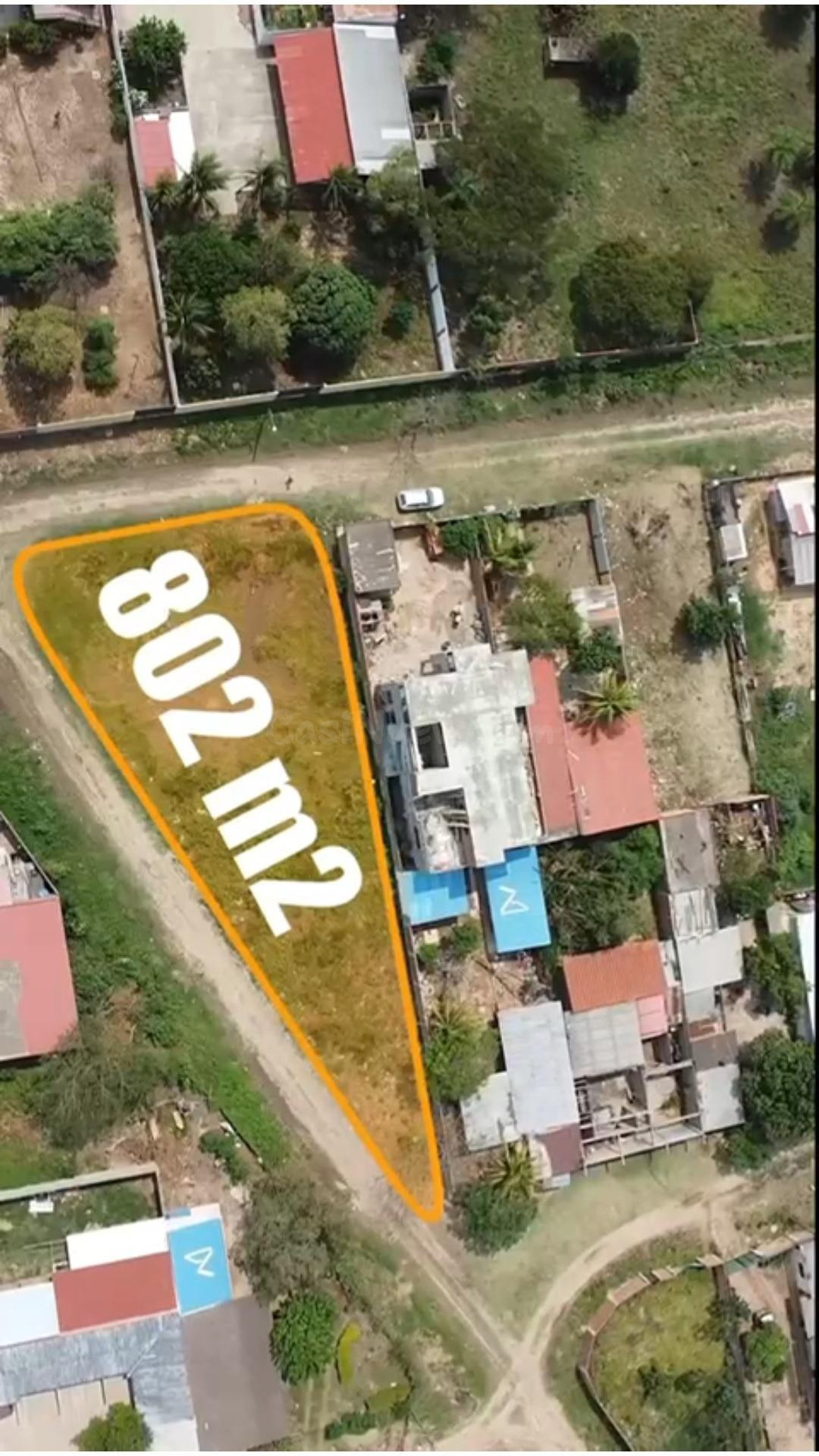 Amplio lote en venta, a pasos de la avenida Arroyito, 8vo an