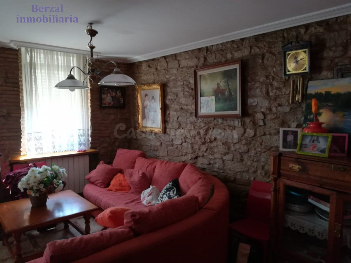 Casa magnifica, de dimensiones extraordinarias a veinte minu - foto 2