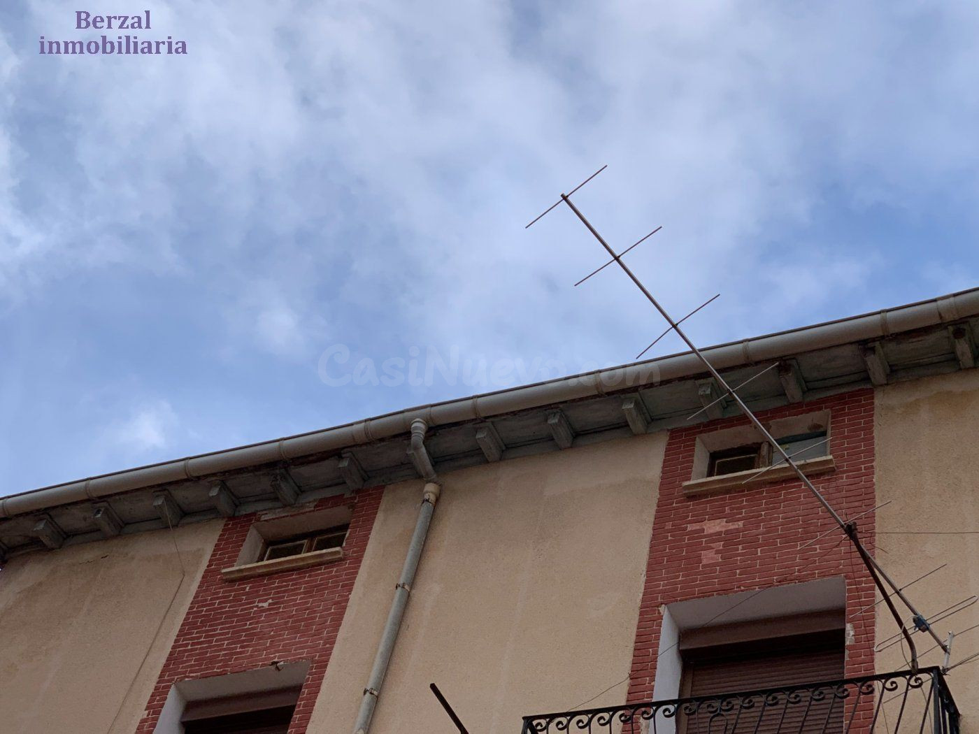 Casa de pueblo en venta en Entrena. Para reformar, con mucha - foto 4